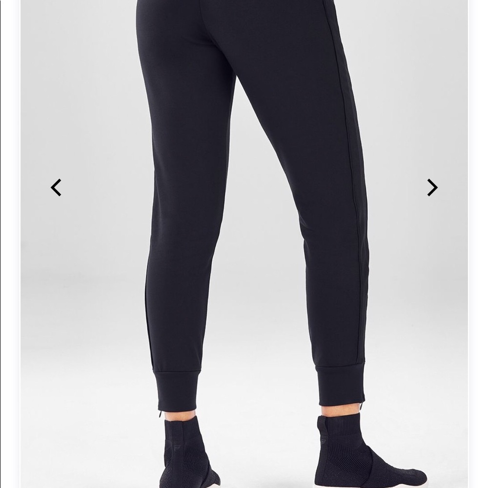 Fabletics Carrigan jogger